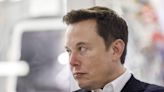 Elon Musk’s ‘chainsaw’ approach to Twitter won’t work, says early SpaceX investor and former Facebook executive