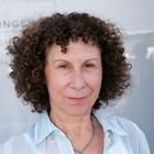 Rhea Perlman