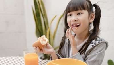 小孩早餐吃什麼？ 營養師公開「最佳組合」一整天頭腦靈活：超商食物也OK