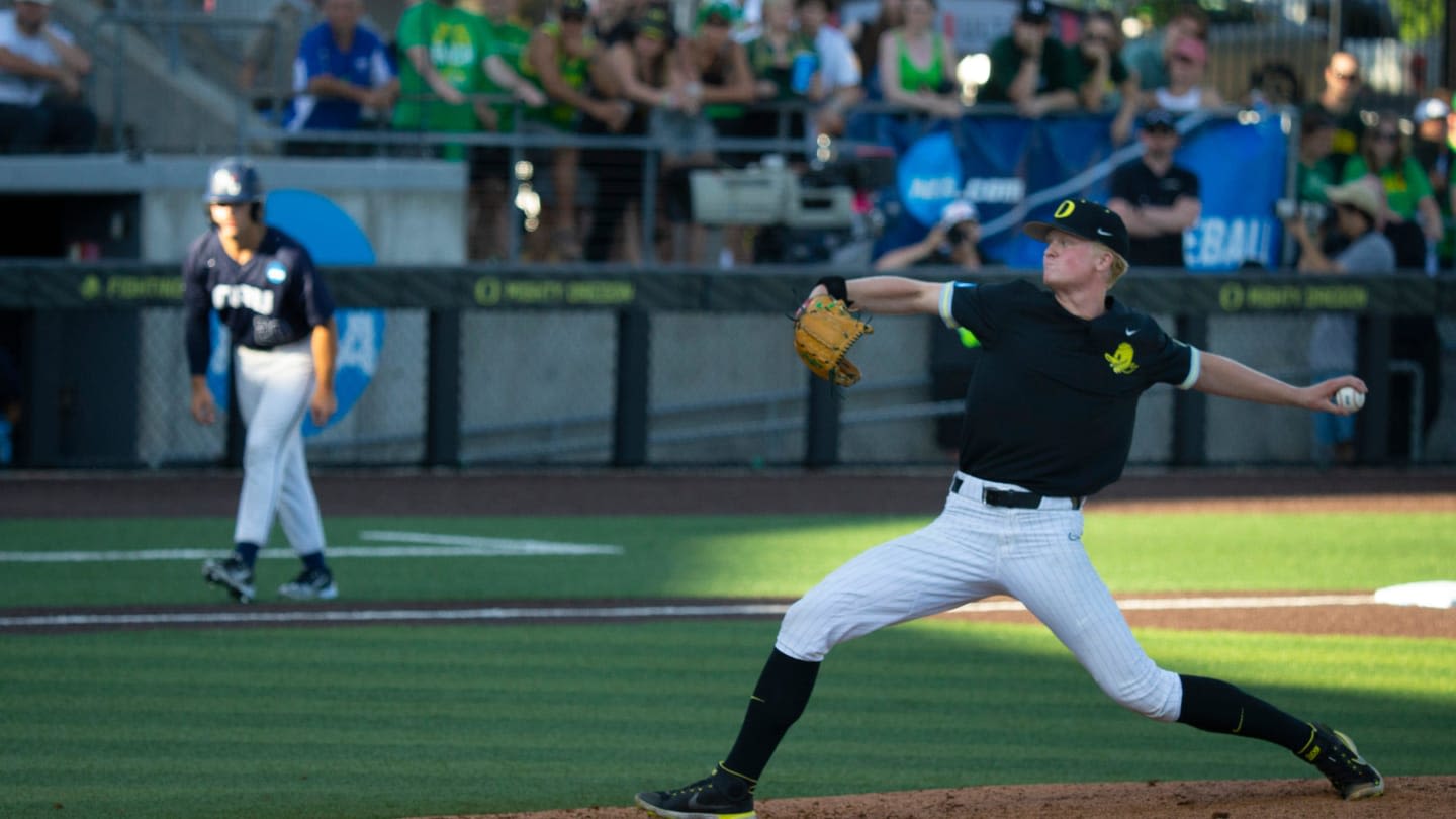 Oregon Ducks Baseball Faces San Diego Today in Santa Barbara Regional