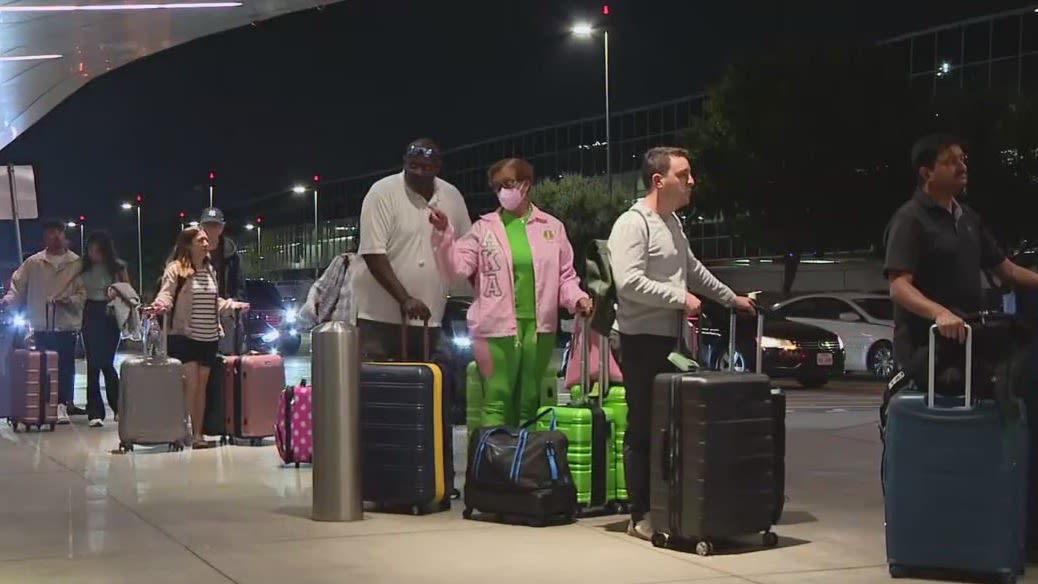 Dallas Love Field asks travelers to arrive 3 hours before flight for second consecutive day