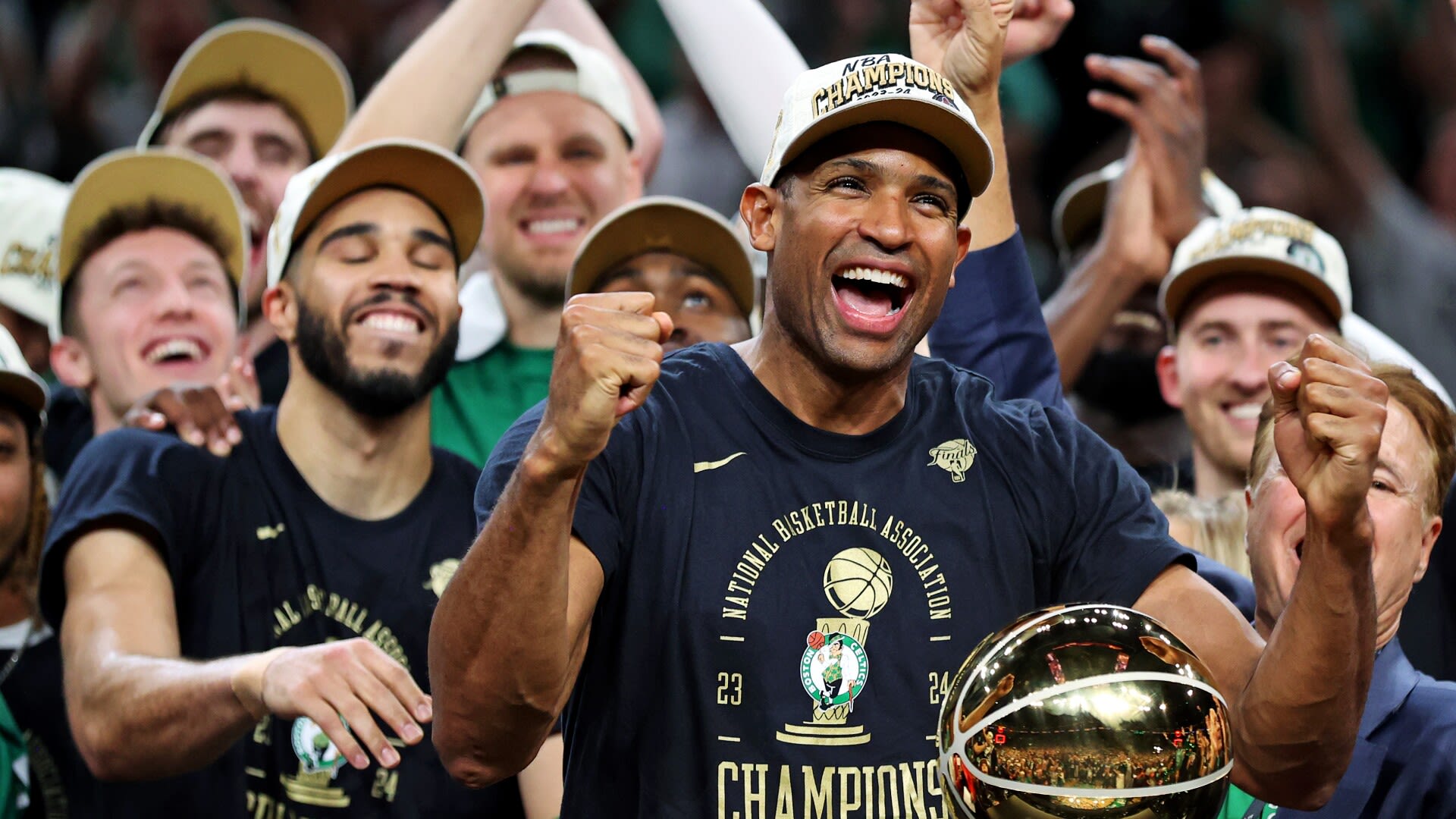 Al Horford receives Dominican Republic's highest honor from president