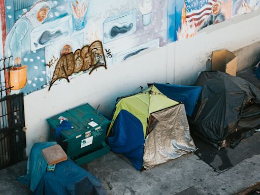 Planters Removed From Sidewalks That Prevented Homeless Encampments - Canyon News