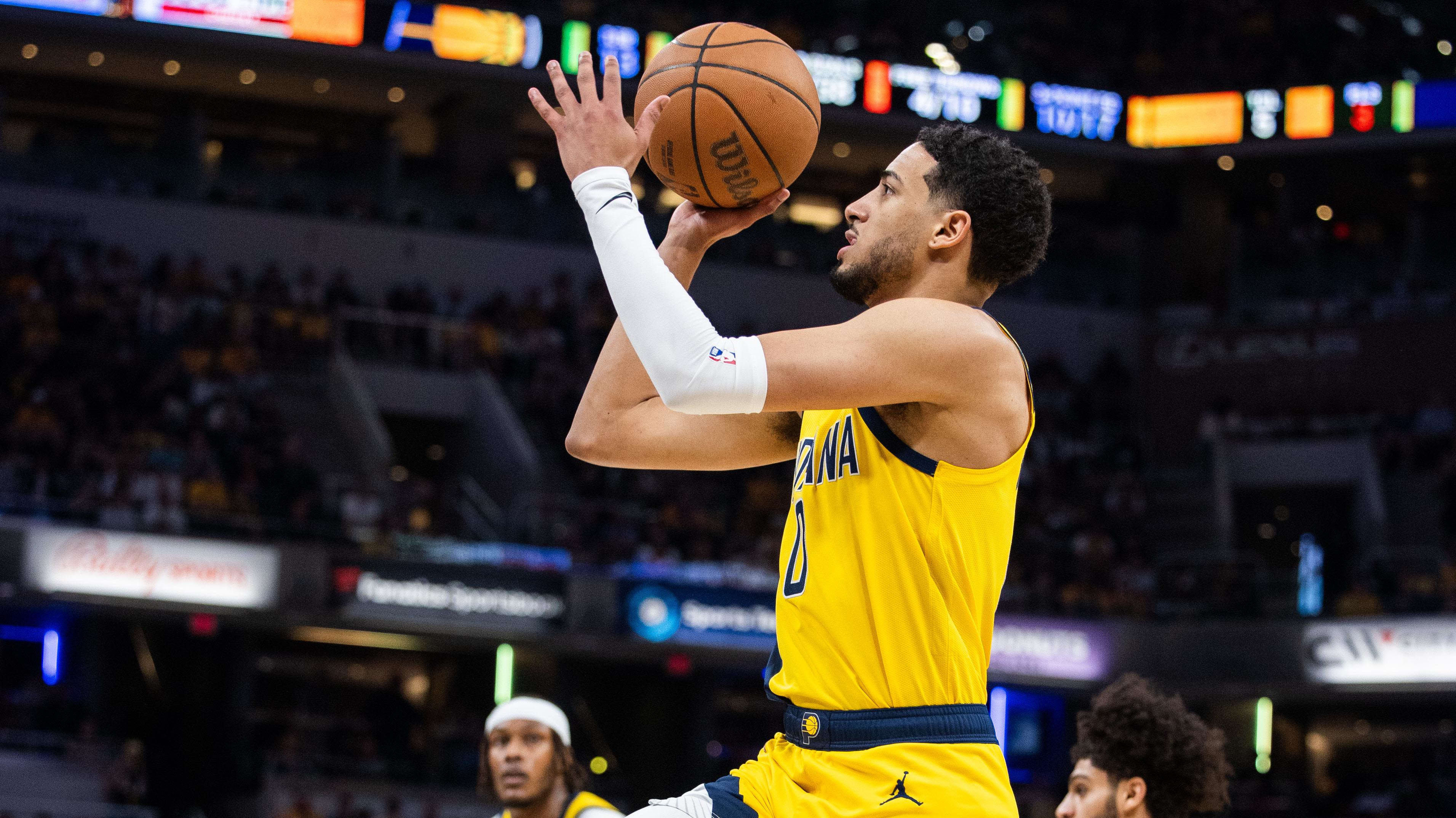 Tyrese Haliburton questionable with back injury for start of Indiana Pacers vs New York Knicks series