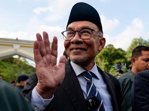 Anwar's 'doesn’t matter' comment on Malaysia’s fall in press freedom ranking smacks of arrogance - Aliran