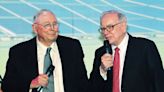 What Charlie Munger Taught Warren Buffett About Investing