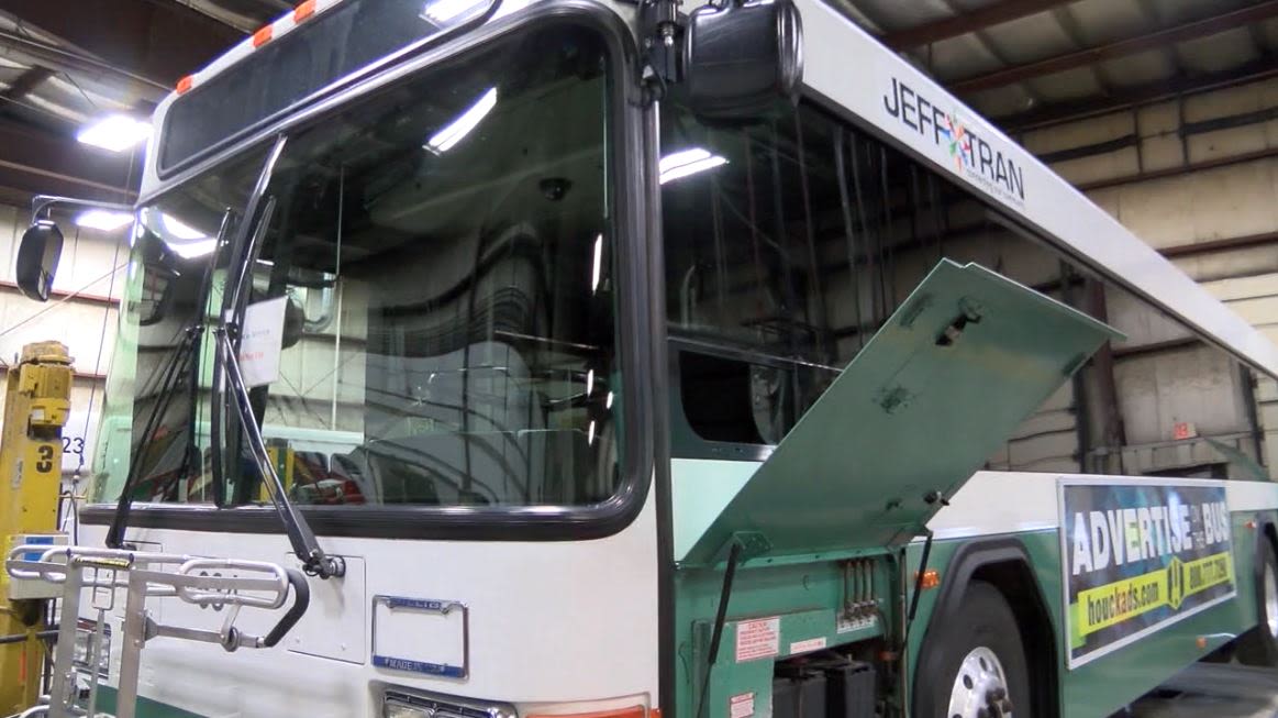 Jefferson City leaders set to meet Thursday to discuss adding two hybrid buses to JEFFTRAN - ABC17NEWS