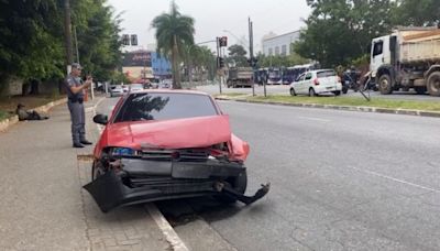 Colisão na avenida Pery Ronchetti, em São Bernardo, deixa motorista ferida