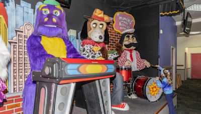 After Outcry, Chuck E. Cheese Says It Will Keep More Animatronic Bands