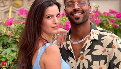 Hardik Pandya-Natasa Stankovic call it quits: Netizens promise cricketer that all Indians are with him