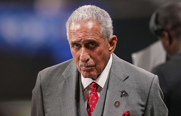 Atlanta Falcons Owner Arthur Blank ‘Very Supportive’ of Kirk Cousins, Michael Penix Jr.