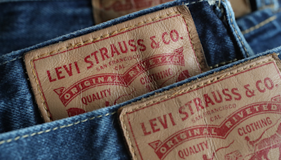 Así nacieron los jeans: ¿Cómo una ropa de trabajo se volvió lo más popular de la moda?