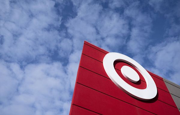 Target will stop accepting personal checks