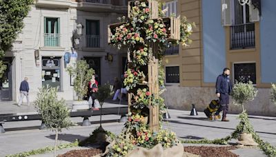 Donde ver, ordenadas por barrios, las 87 Cruces de Mayo de València