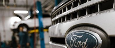 Ford Falls Most in 15 Years as Warranty Costs Erode Profit