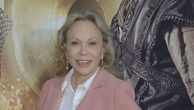 Faye Dunaway's mental health reveal felt 'cathartic'