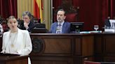 Prohens expresa "rechazo" por el comportamiento de Le Senne: "No se puede faltar el respeto a personas asesinadas"