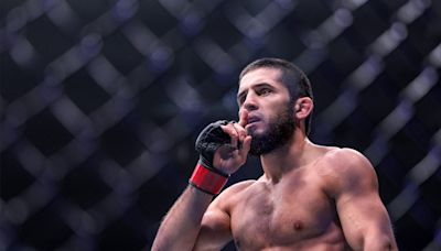 Makhachev pronostica su pelea con Poirier: “Le estrangularé”