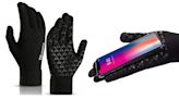 Estos guantes táctiles de 9 dólares son un éxito entre los compradores de Amazon