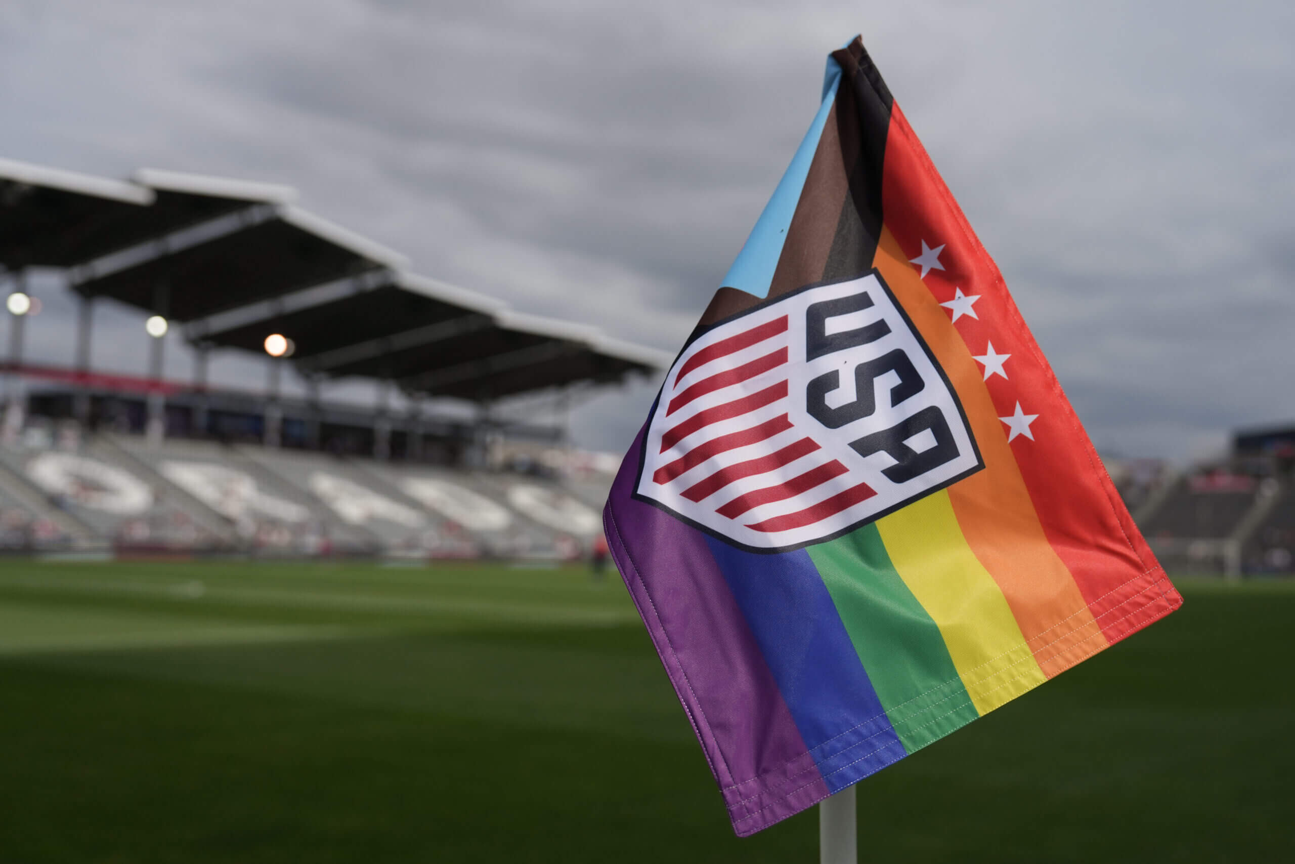 U.S. Soccer to auction off rainbow-themed jerseys, including Albert's, for Pride month