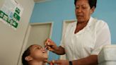 Vacina contra poliomielite: quem deve tomar e a importância do controle da doença que causa paralisia infantil