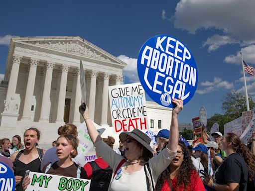 National abortion ban "hidden in plain sight" in revised RNC agenda, legal experts say
