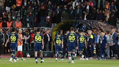 El Fenerbahçe ya tiene sanción por retirar el equipo en la Supercopa