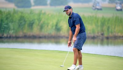 Ex-Cowboys QB Tony Romo plays round of golf with former President Donald Trump in Dallas