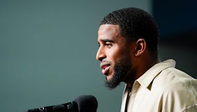 Bobby Wagner teaching Commanders winning ways through lessons learned: 'Share your scars'