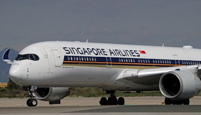 Singapore Airlines Changes Seatbelt Rule After Deadly Turbulence