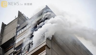 快訊／高雄前鎮工廠大火！「玻璃爆破」員工衝1F逃生 夢時代可見濃煙 | 蕃新聞