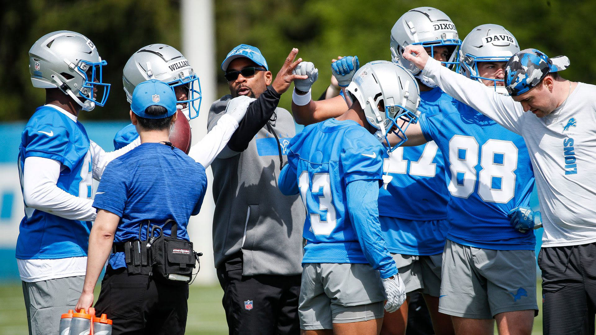 Open thread: Best dark-horse candidate to make Detroit Lions 2024 roster