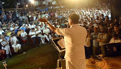 Chief Minister Pinarayi Vijayan linking Muslims to extremism, says Anvar