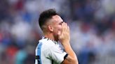 Lautaro Martínez: 775 minutos sin gol en la selección, la bronca con Costacurta y su coincidencia con Cavani