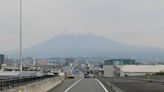 富士山打卡亂象多！「夢之大橋」也要封景了
