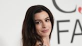 Anne Hathaway's Perfect Beachy Waves at the 2023 CFDA Awards Are Courtesy of This Volume-Boosting Mousse