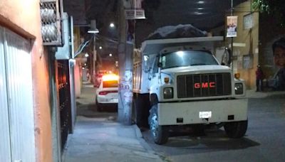 SSC-CDMX aseguró camioneta de reparto con reporte de robo en San Pedro Xalpa, Azcapotzalco: hay un detenido