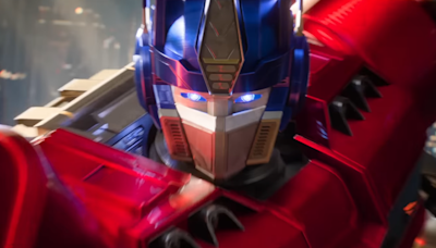 Chris Hemsworth on Voicing Young Optimus Prime: 'The Goal was Never to Sound Like Peter Cullen' | SDCC 2024