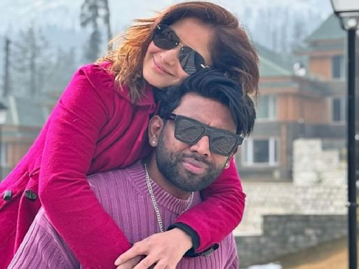 BB 13’s Arti Singh commemorates one month of marriage; drops romantic PICS from honeymoon