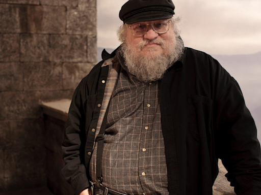 George R.R. Martin Clarifies No Imminent Announcement for The Winds of Winter Amid European Tour Plans