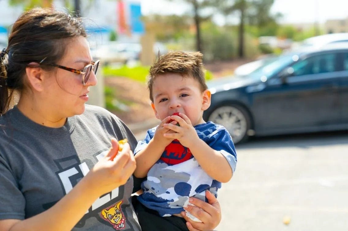 Growing SNAP applications backlog leaves El Paso families waiting on food stamps