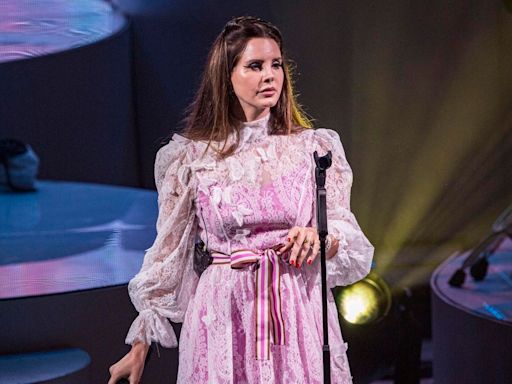 Lana Del Rey’s Debut Album Is Hugely Popular Again