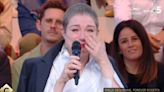 "C'est con, je l'ai déjà vu plein de fois..." : Émilie Dequenne en larmes dans C à vous en revoyant sa remise de prix à Cannes en 1999 (VIDEO)