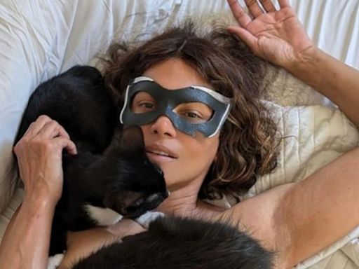 Halle Berry desafía la censura de Instagram con su homenaje a ‘Catwoman’