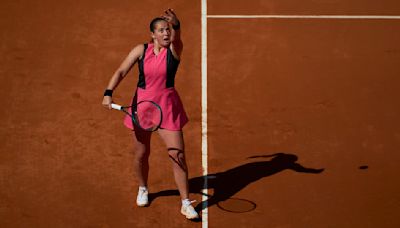 Jelena Ostapenko talks fashion, favorite movies after strong start in Rome | Tennis.com