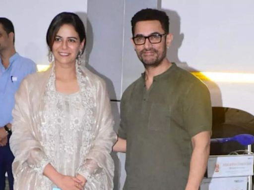 Mona Singh admires Aamir Khan for taking responsibility for Laal Singh Chaddha failure: 'He was deeply hurt' | - Times of India