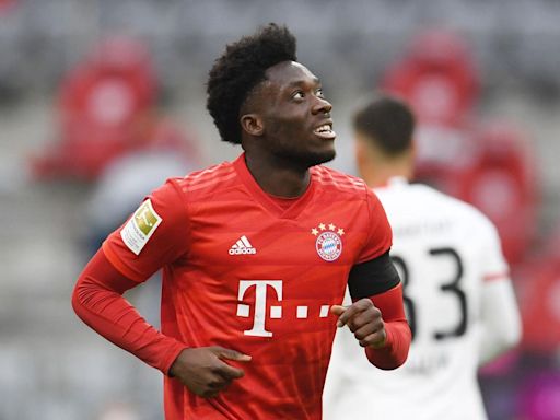 Real Madrid Target Alphonso Davies’ Agent Attacks Bayern Munich