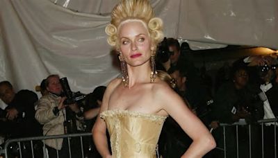 On the Podcast: Amber Valletta’s Most Daring Met Gala Look—And Introducing the Vogue Vintage Guide