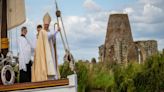 Historic river boat arrival sets scene for annual open-air service