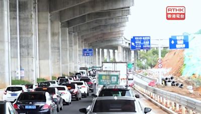'Do more to ease traffic on Shenzhen-Zhongshan link' - RTHK